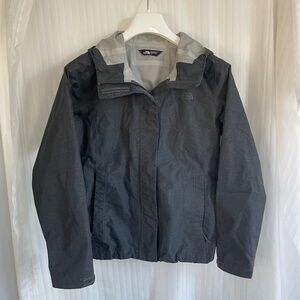 North Face Venture 2 Dryvent Jacket with Taped Seams, Gray, Women's Medium